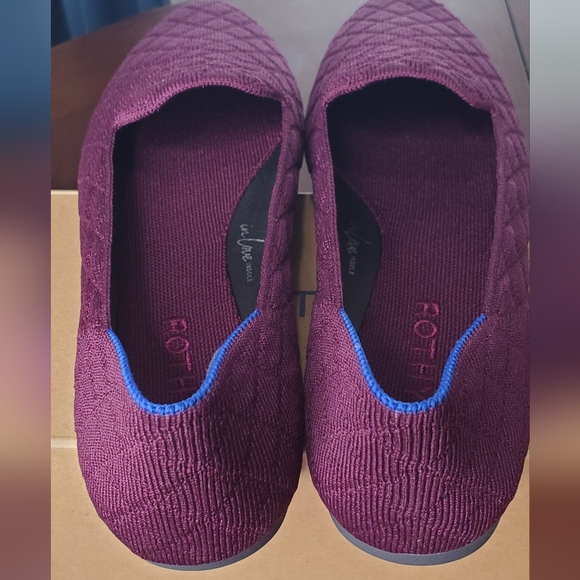 ROTHY'S THE ALMOND LOAFER QUILTED PLUM - Picture 4 of 9